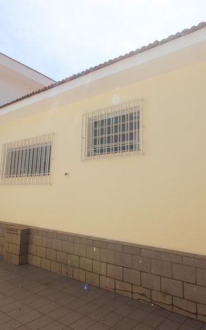 Casa à venda com 181m², 2 quartos e 2 vagasQuintal