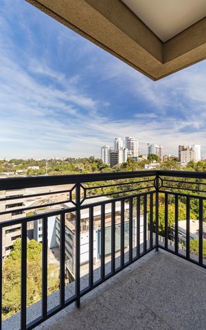 Apartamento à venda com 252m², 3 quartos e 4 vagas Apartamento à venda com 252m², 3 quartos e 4 vagasVaranda da Suíte 3