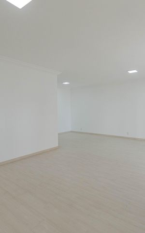 Apartamento à venda com 139m², 3 quartos e 2 vagas Apartamento à venda com 139m², 3 quartos e 2 vagasSala