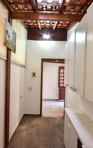 Casa de condomínio para alugar com 300m², 4 quartos e 5 vagasQuarto de Serviço
