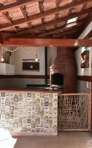 Casa de condomínio para alugar com 300m², 4 quartos e 5 vagasChurrasqueira