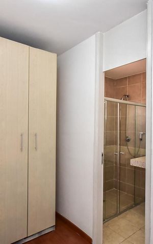 Casa de condomínio para alugar com 300m², 4 quartos e 5 vagasArmário da Suíte 2