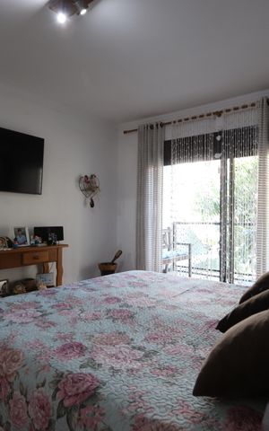 Casa à venda com 260m², 4 quartos e 2 vagasSuíte 4