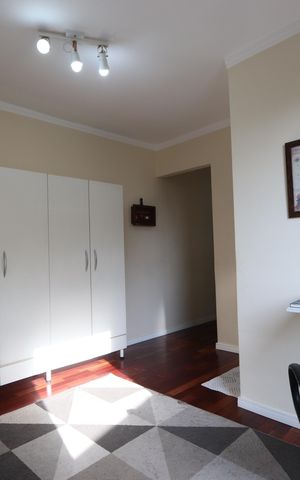 Casa à venda com 260m², 4 quartos e 2 vagasCorredor