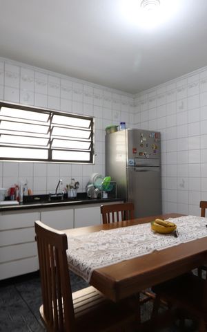 Casa à venda com 260m², 4 quartos e 2 vagasCozinha