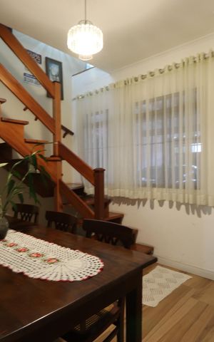 Casa à venda com 260m², 4 quartos e 2 vagasSala 2