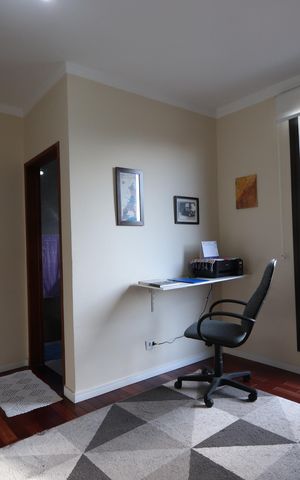 Casa à venda com 260m², 4 quartos e 2 vagasCorredor