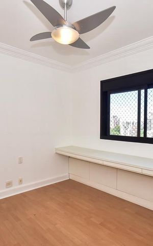 Apartamento à venda com 288m², 4 quartos e 4 vagasSuíte 2