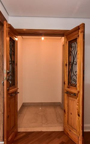 Apartamento à venda com 288m², 4 quartos e 4 vagasHall Privativo