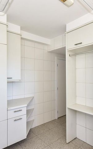 Apartamento à venda com 288m², 4 quartos e 4 vagasÁrea de Serviço