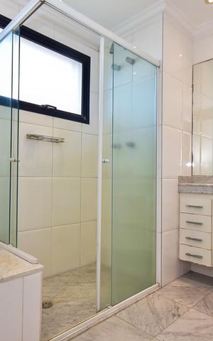 Apartamento à venda com 288m², 4 quartos e 4 vagasBanheiro Suíte 4