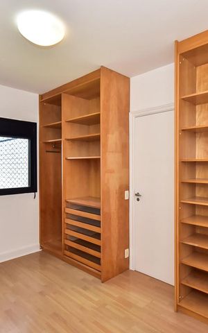 Apartamento à venda com 288m², 4 quartos e 4 vagasSuíte 3