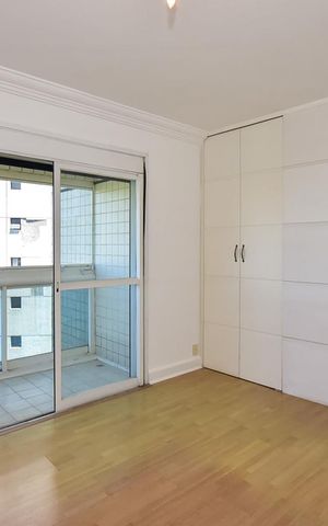 Apartamento à venda com 288m², 4 quartos e 4 vagasSuíte 4