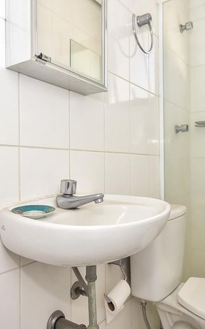 Apartamento à venda com 288m², 4 quartos e 4 vagasBanheiro de Serviço