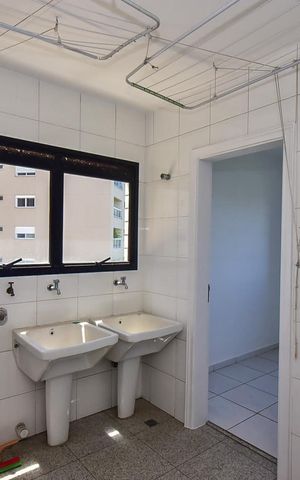 Apartamento à venda com 288m², 4 quartos e 4 vagasÁrea de Serviço