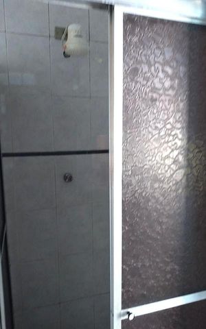 Casa à venda com 90m², 2 quartos e 4 vagas