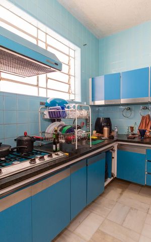Casa à venda com 720m², 8 quartos e 8 vagas Casa à venda com 720m², 8 quartos e 8 vagasCozinha