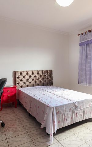 Casa à venda com 300m², 3 quartos e 4 vagas Casa à venda com 300m², 3 quartos e 4 vagasQuarto 2