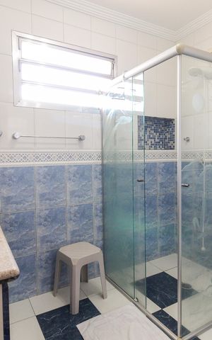Casa à venda com 300m², 3 quartos e 4 vagas Casa à venda com 300m², 3 quartos e 4 vagasBanheiro Social