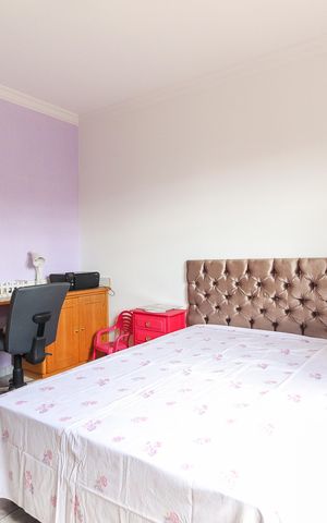 Casa à venda com 300m², 3 quartos e 4 vagas Casa à venda com 300m², 3 quartos e 4 vagasQuarto 2