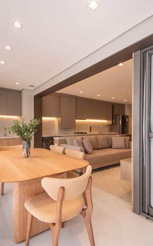 Apartamento para alugar com 81m², 2 quartos e 1 vagaSala - Varanda