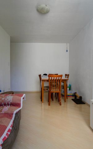 Apartamento à venda com 51m², 2 quartos e 1 vaga Apartamento à venda com 51m², 2 quartos e 1 vagaSala