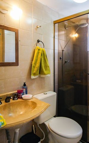 Apartamento à venda com 51m², 2 quartos e 1 vaga Apartamento à venda com 51m², 2 quartos e 1 vagaBanheiro Social