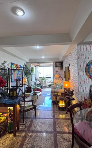 Apartamento à venda com 90m², 2 quartos e 1 vaga Apartamento à venda com 90m², 2 quartos e 1 vagaSala