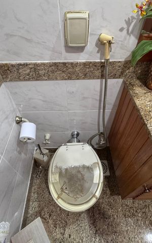 Apartamento à venda com 90m², 2 quartos e 1 vaga Apartamento à venda com 90m², 2 quartos e 1 vagaBanheiro Social