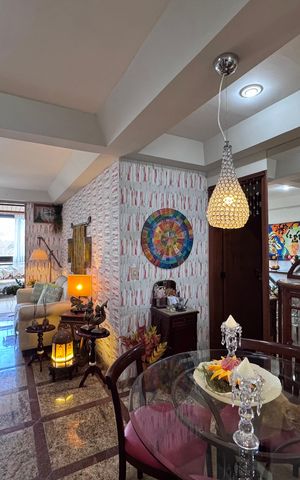 Apartamento à venda com 90m², 2 quartos e 1 vaga Apartamento à venda com 90m², 2 quartos e 1 vagaSala