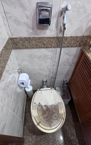 Apartamento à venda com 90m², 2 quartos e 1 vaga Apartamento à venda com 90m², 2 quartos e 1 vagaBanheiro da Suíte