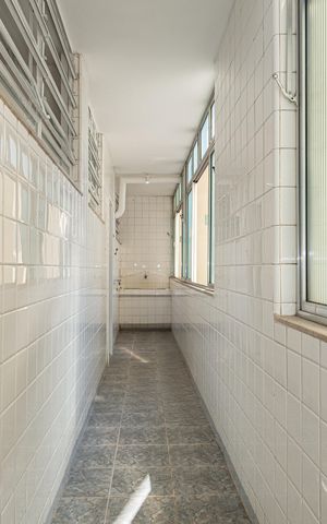 Apartamento à venda com 124m², 4 quartos e sem vaga Apartamento à venda com 124m², 4 quartos e sem vagaÁrea de Serviço
