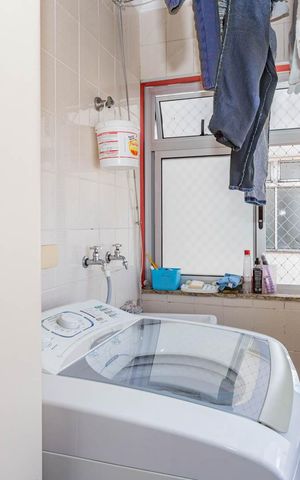 Apartamento à venda com 64m², 2 quartos e 1 vagaÁrea de Serviço