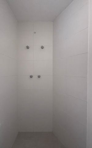 Apartamento à venda com 40m², 2 quartos e 1 vaga Apartamento à venda com 40m², 2 quartos e 1 vagaBanheiro