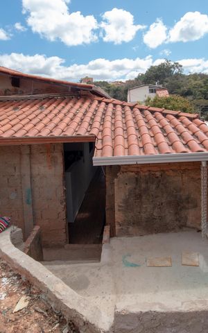 Casa para alugar com 360m², 2 quartos e 3 vagasQuintal