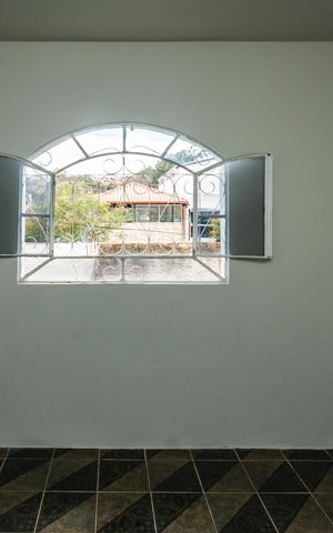 Casa para alugar com 360m², 2 quartos e 3 vagasSala