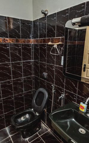 Casa para alugar com 360m², 2 quartos e 3 vagasBanheiro Social