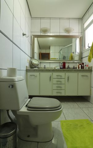Apartamento para alugar com 188m², 4 quartos e 4 vagasSuíte 1 Banheiro