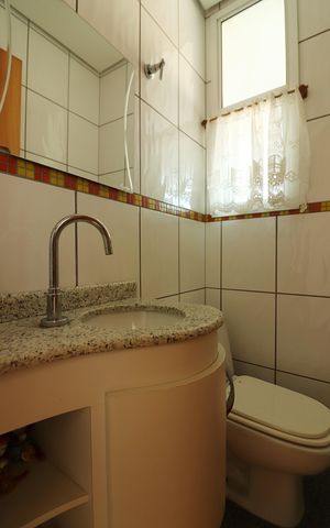 Apartamento para alugar com 188m², 4 quartos e 4 vagasLavabo