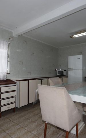 Casa à venda com 160m², 3 quartos e 2 vagasCozinha