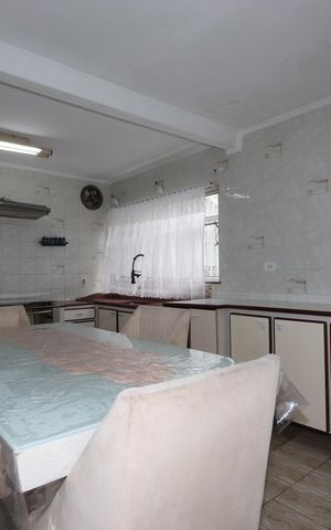Casa à venda com 160m², 3 quartos e 2 vagasCozinha