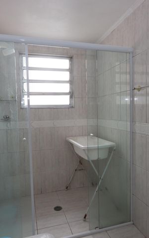 Casa à venda com 160m², 3 quartos e 2 vagasBanheiro da Suíte