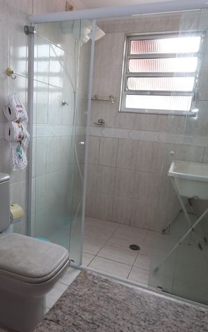 Casa à venda com 160m², 3 quartos e 2 vagasBanheiro da Suíte