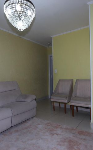 Casa à venda com 160m², 3 quartos e 2 vagasSala