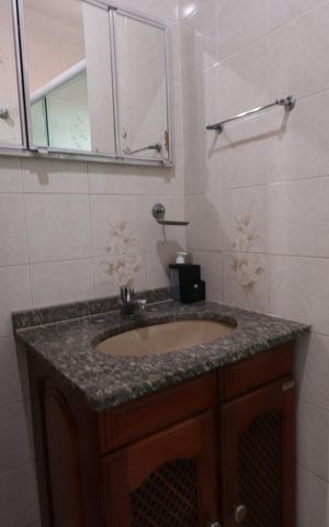 Casa à venda com 160m², 3 quartos e 2 vagasBanheiro Social
