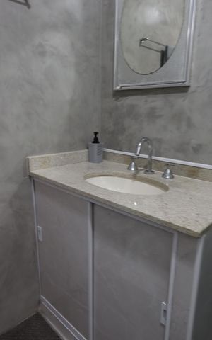 Casa à venda com 160m², 3 quartos e 2 vagasBanheiro 2