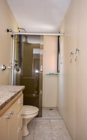 Apartamento para alugar com 269m², 4 quartos e 2 vagasBanheiro