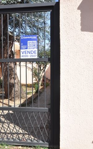 Casa para alugar com 650m², 4 quartos e 4 vagasFachada