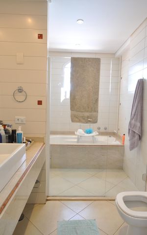 Casa para alugar com 650m², 4 quartos e 4 vagasBanheiro da Suíte Master