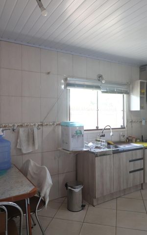 Casa à venda com 195m², 4 quartos e 5 vagasCozinha